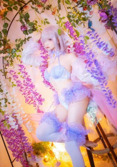 兴奋的女人们