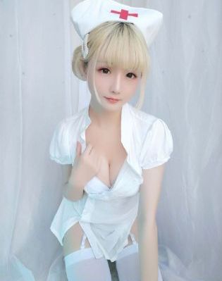 成人h版爱丽丝梦游仙境女主
