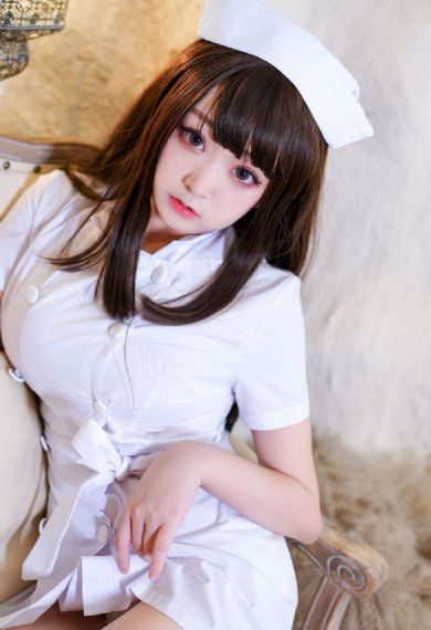 从火光中走来