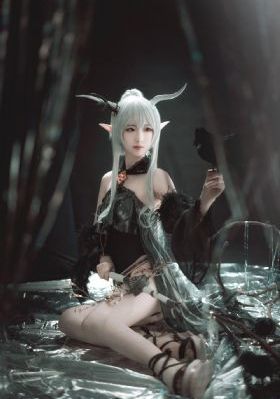钢铁魔女动漫
