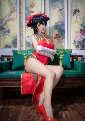 饥渴少妇伦色诱公