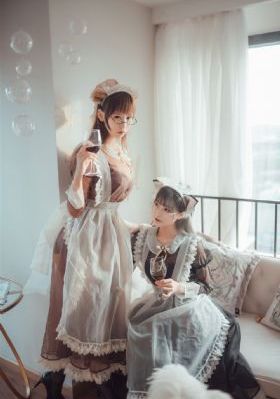 24岁女高中生